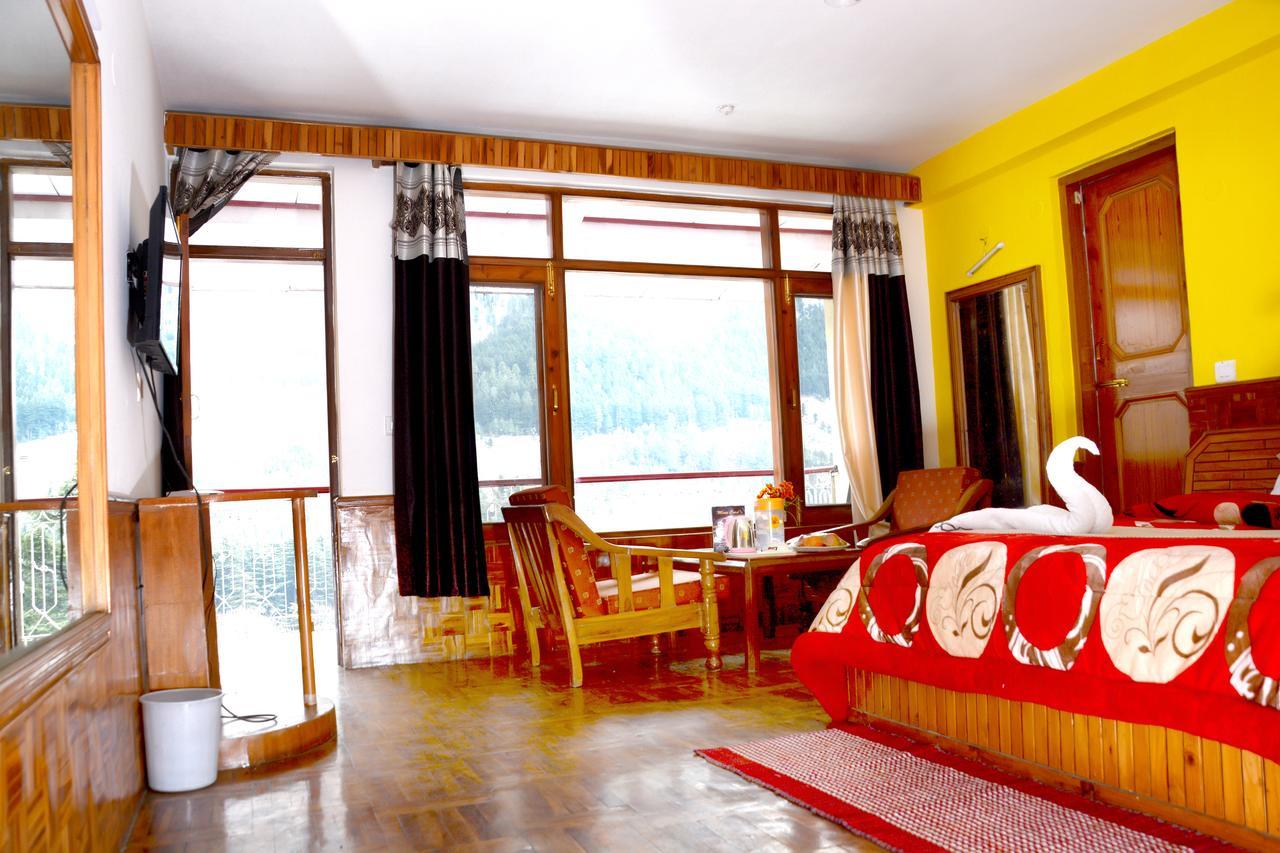 Hotel Rajhans Manali Exterior photo