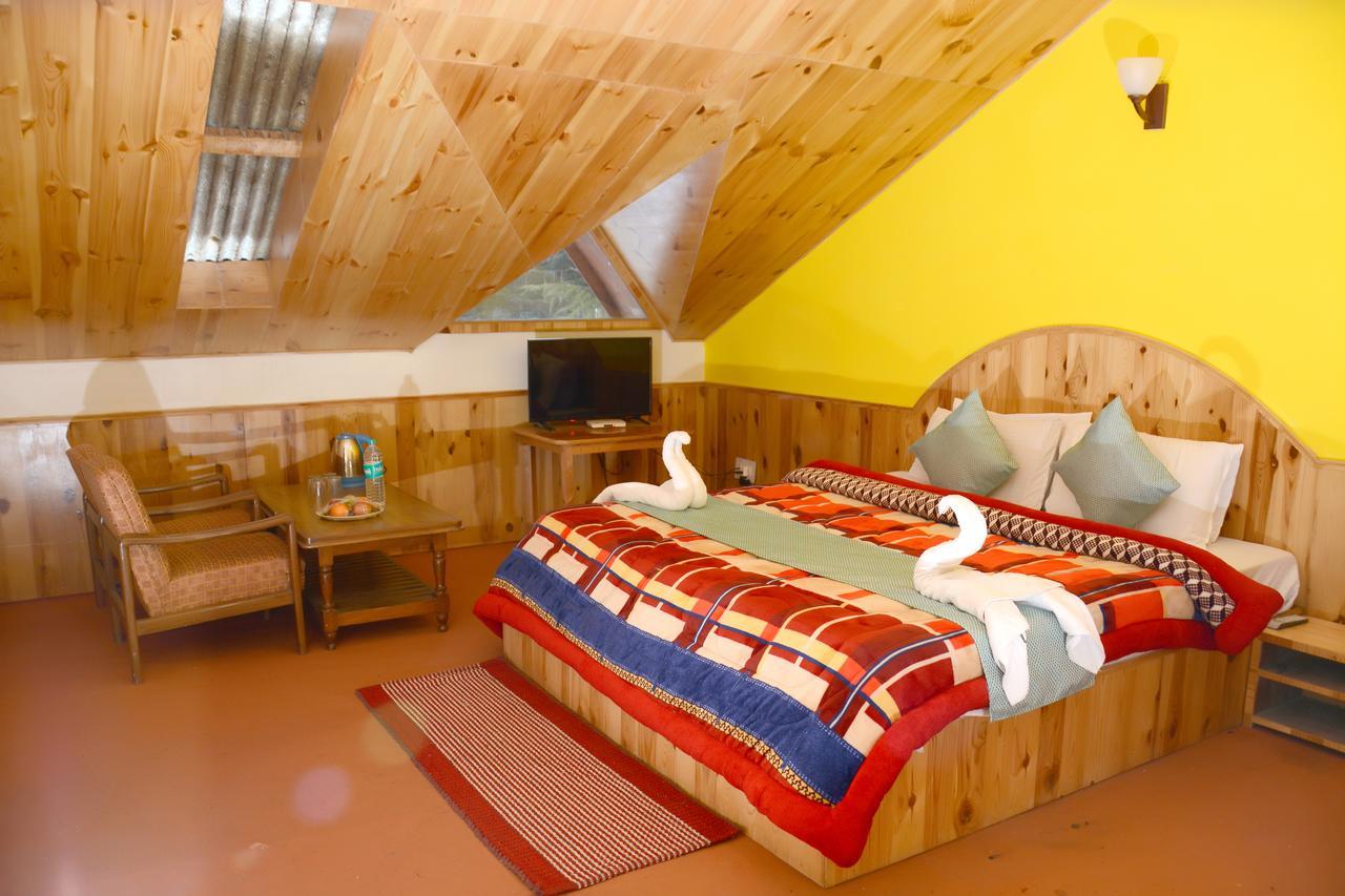 Hotel Rajhans Manali Exterior photo